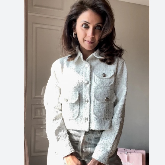 Bey Azura cropped cream long sleeve‎ jacket. Size Medium - Picture 2 of 16